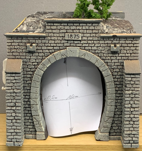 Tunnelportal spur 1 aus - 0,