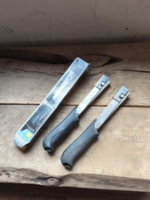 2 Stück Hammertacker Schlagtacker Rapid R19 Dachdecker Handwerkzeug