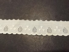 50 cm Weiße Wäsche Spitze 2,5 cm hohe Borte Baumwolle Lochstickerei