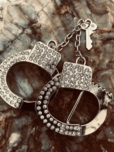 Gürtelschnalle handcuffs - gürtelschnalle,