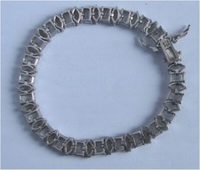 Dachbodenfund Elegantes