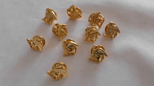 Pins von monteil - 10,