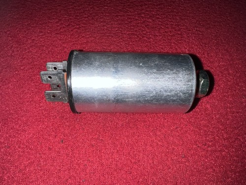 Kondensator - ,