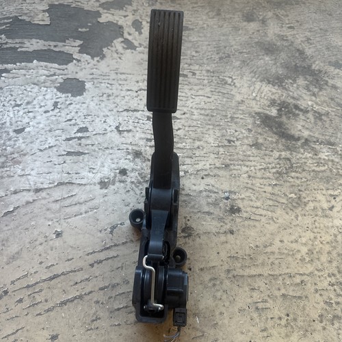 Mercedes w169 gaspedal - mercedes,