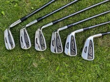 Titleist AP2 712 Forged Eisensatz 5-6-7-8-9-PW mit A-Flex Graphit Schaft