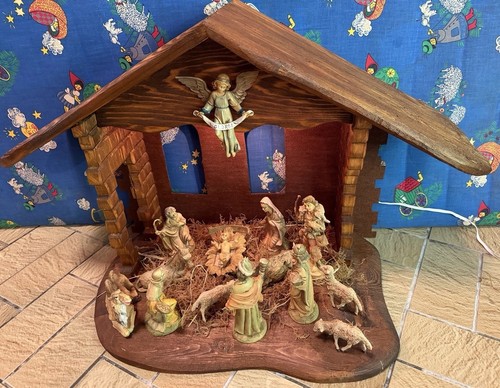 Weihnachtskrippe krippenstall - weihnachtskrippe,