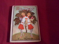 82614 E. Nordeck FRAU MAJORS