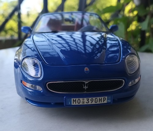 Maserati spyder 1 - gt, 1/18