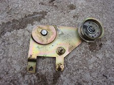 Umlenkrolle Spannrolle von TR1296 Castel Garden 27175  für Rasentraktor 