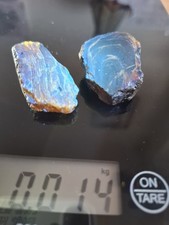 Blauer Bernstein aus Sumatra 