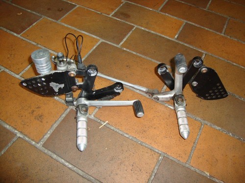 Cbr 900 sc33 fußraste - 900,