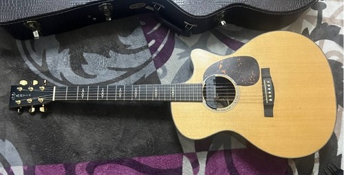 Acoustic electric guitar - acoustic-electric,