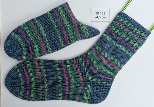 Wollsocken selbstgestrickt - wollsocken,,
