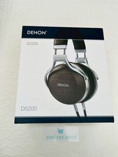 Vitrinenmodell DENON AH-D5200