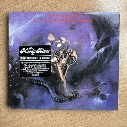 The moody blues - the, ‎on