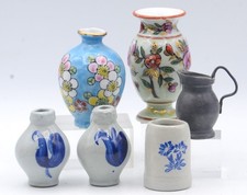 Altes gefäße miniatur - ,