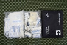 Original Audi Verbandtasche 4H0860282D Verbandskasten first aid bag 06/2019