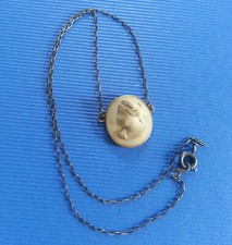 Antikes Collier mit Lava Kamee