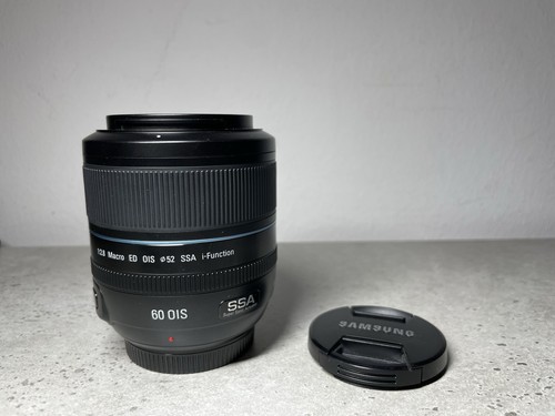 Samsung 60mm 8 - 2.8, macro