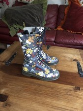 Dr. Martens Doc Martens 14-