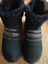 UGG 39 Boots Schwarz Mit Glitzer Und Ketten 8.11.-15.11. Abwesend 