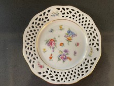 Burg Lindau * Streublumen mit Pfingstrose * Porzellan Teller 14 cm * Durchbruch