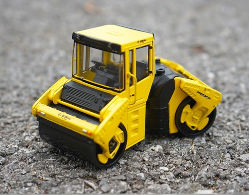 Scale bomag bw203 ad - 1/50,