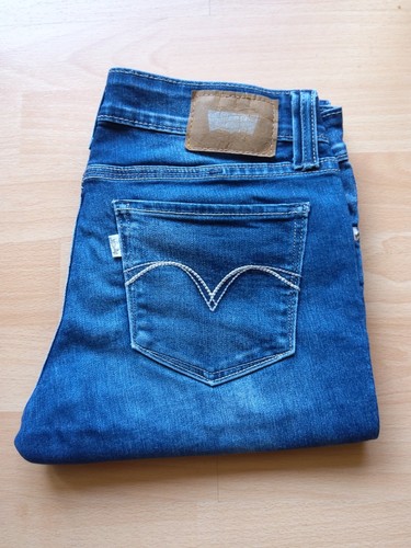 Levi demi curve - levi's, low