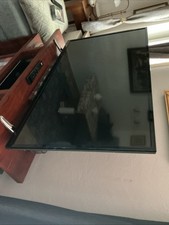 SMART TV mit LED BACKLIGHT Technologie Medion P18117 Schwarz 49 Zoll Fernseher