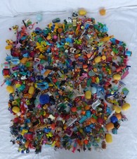 Dachbodenfund-Riesen Konvolut mit Ü-Eier-Spielsachen gefunden--Ansehen