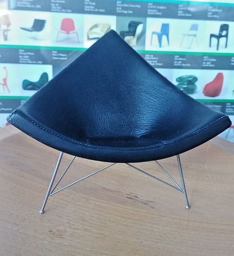 Vitra miniatures collection - miniatures,
