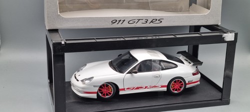 Modellautos autoart - 1:18,