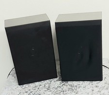 Universum Lautsprecherboxen. 2