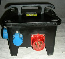 TKW Vollgummi Kleinverteiler Baustromverteiler Ausg.: 3x 230V, 1x 16A, 1x 32 A