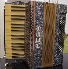 Akkordeon, Ziach, Quetschn, Harmonika, Pianoakkordeon, Sammlerstück