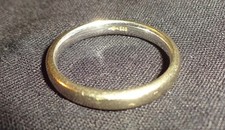 Schlichter, filigraner Ring