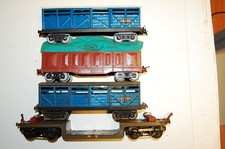 Konvolut 5 alte Hornby Meccano Paris Spur 0 Blech Eisenbahn Güterwagen