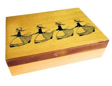 Holzkästchen, Holzbox für Spielkarten, Motiv tanzende Mädchen	 		