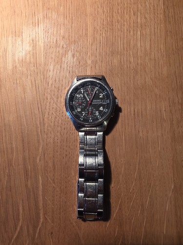 Seiko chronograph v657 7110 - seiko,