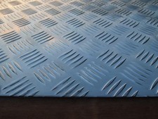 30cm / 60cm Aluminium Riffelblech Blech 2mm 3mm 5 Stabfuß rutschfest Trea...