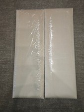 Zwei Wandkissen/Wandpolster