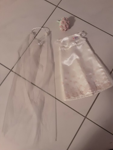 Tolles baby born brautkleid - baby,