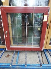 Gut erhaltenes 1-flg. Kunststofffenster mit Butzenscheiben