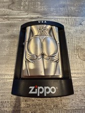 Zippo Benzin Feuerzeug - Stocking Girl Emblem