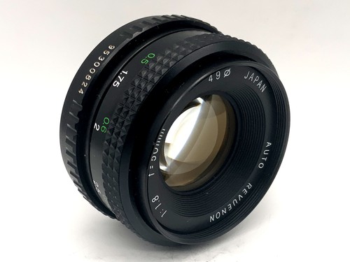 Revue 50mm objektiv auto - 1:1.8,