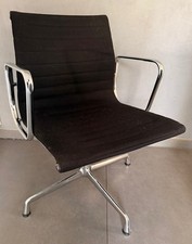 Vitra EA 108 Aluminium Chair Eames Hopsak Schwarz Konferenz-/Besucherstuhl Alu