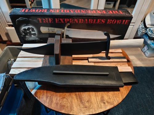 United cutlery the expendables - the,