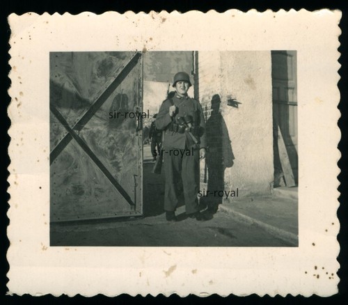 Wehrmacht soldat mit zwei - soldat,