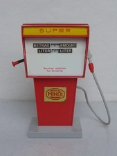 altes DDR Spielzeug Zapfsäule