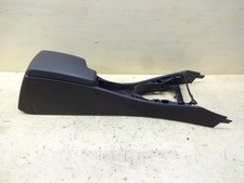 BMW E90 E91 Mittelarmlehne Armlehne Mittelkonsole schwarz Lehne 7075357